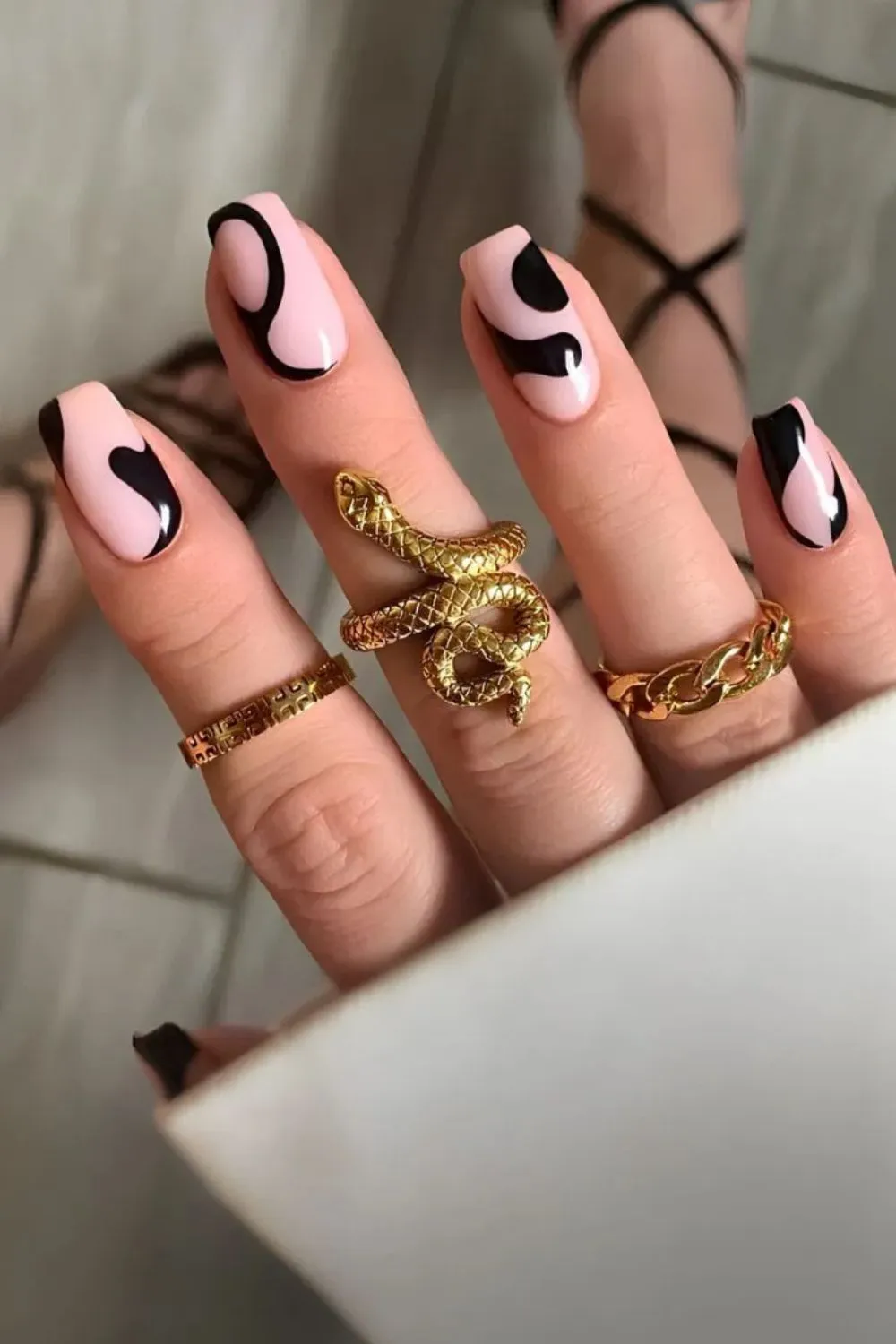 Black & White Swirl Nails – Almond Nails With Graphic Retro Swirl Art