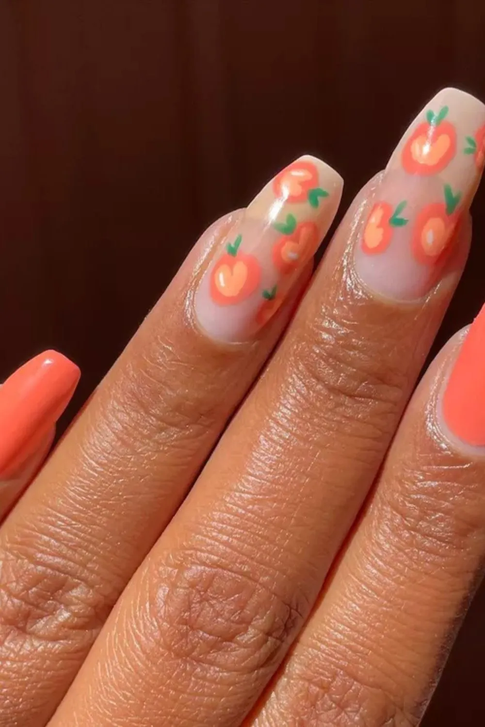 Peach Fruit Nail Art – Cute Peach Graphics on Nude Nails for a Fresh Summer Look