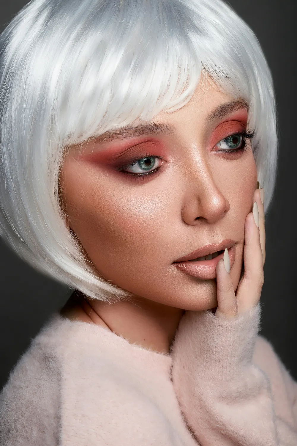 Peachy Tones Makeup Look - Soft peach makeup on eyes and cheeks9. Tinted Moisturizer