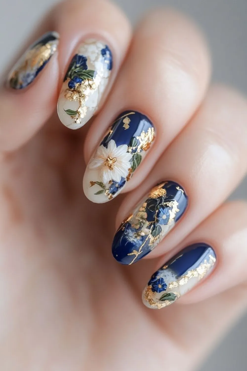 Vintage Floral Nails – Romantic rose patterns in soft, dusty hues.