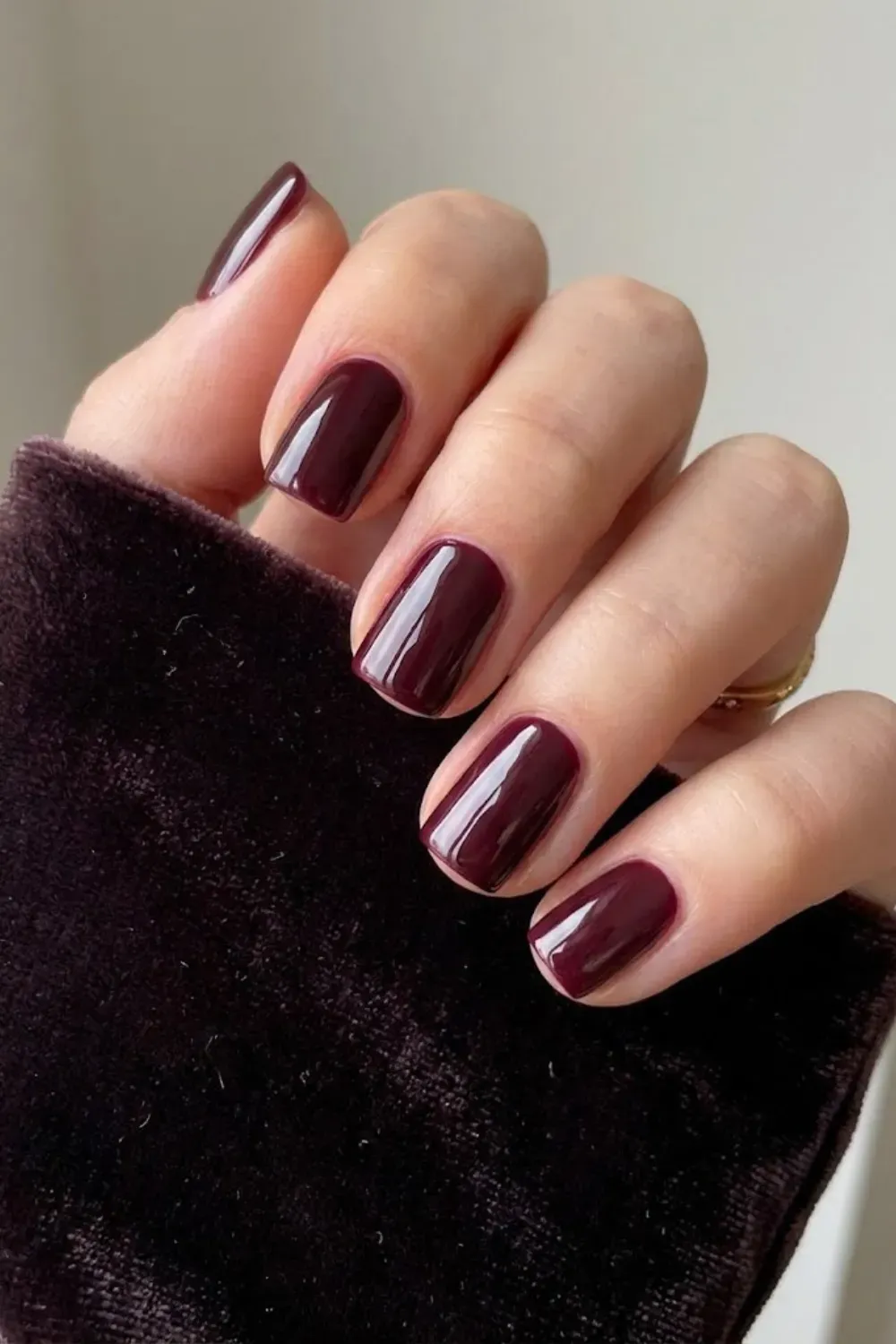 High-Gloss Deep Burgundy Square - Short square nails featuring a vampy deep burgundy manicure with a mirror-like shine.