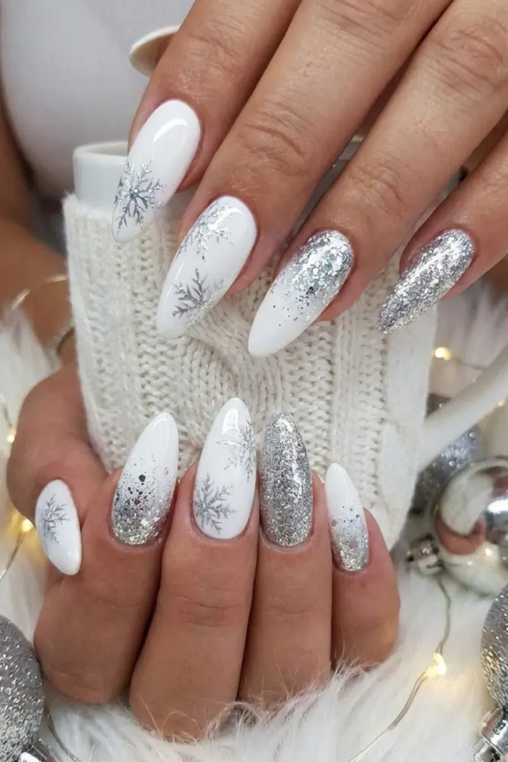 40 White Christmas Nail Ideas for 2025 (Snowflake, Glitter & Winter Chrome)
