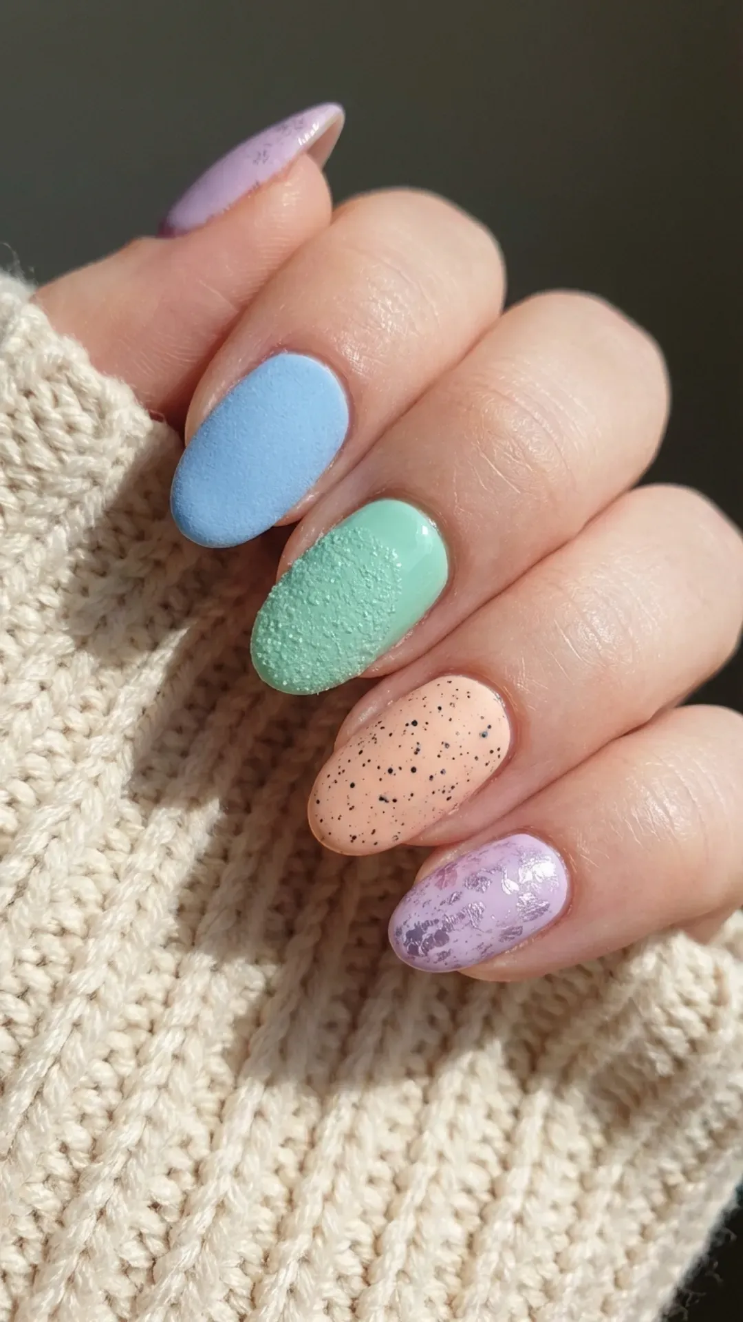 mixed texture March nails combining matte and glossy