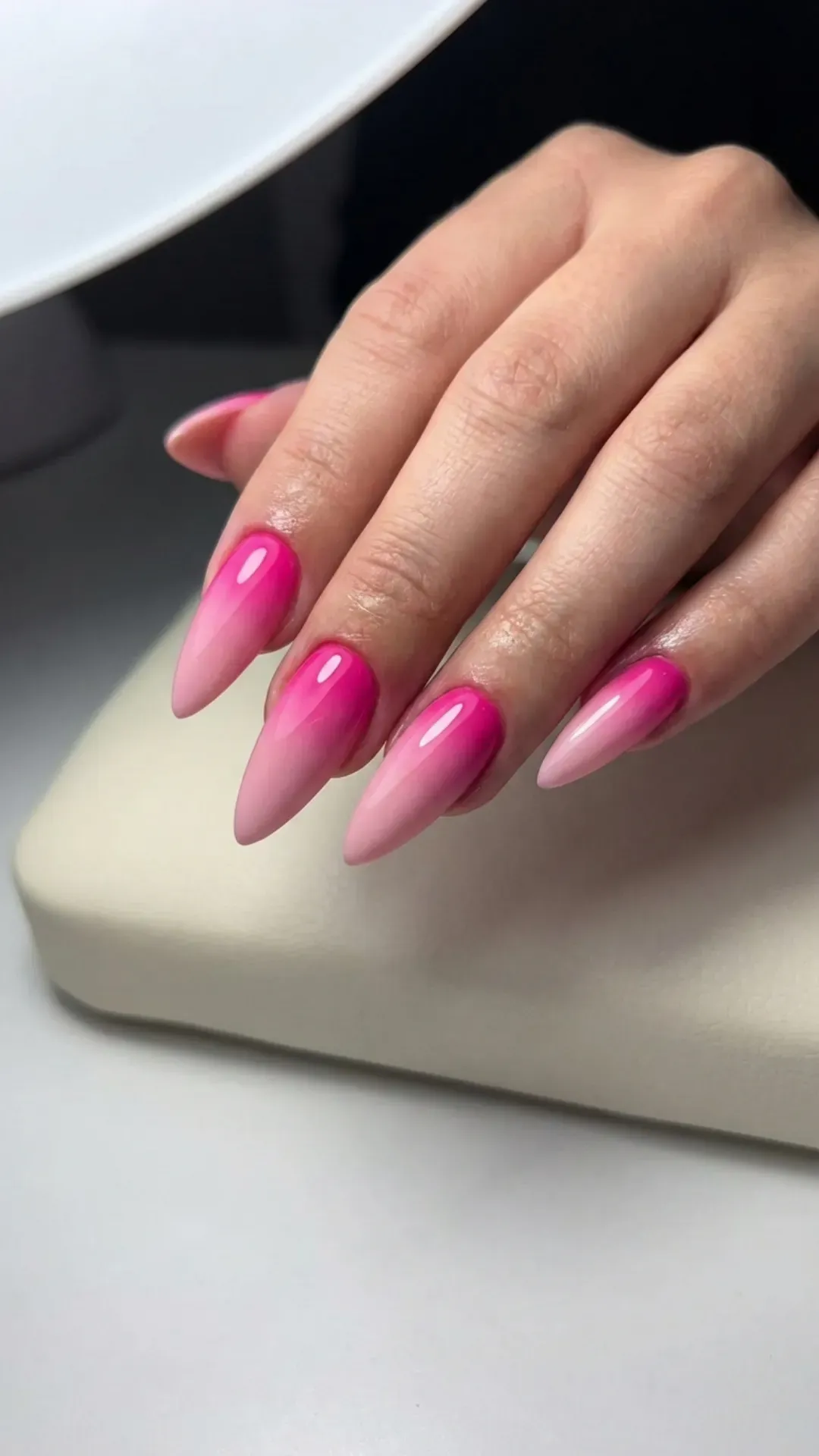 hot pink ombre stiletto nails