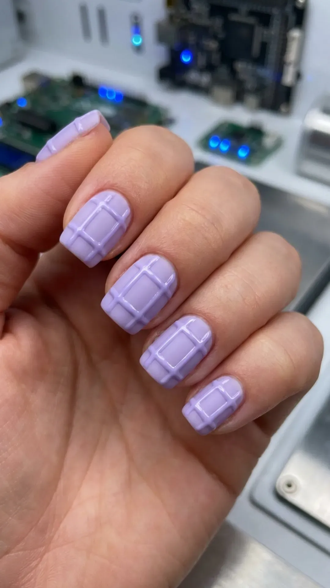 Matte digital lavender nails with matching glossy wireframe grids VANSWEG.COM