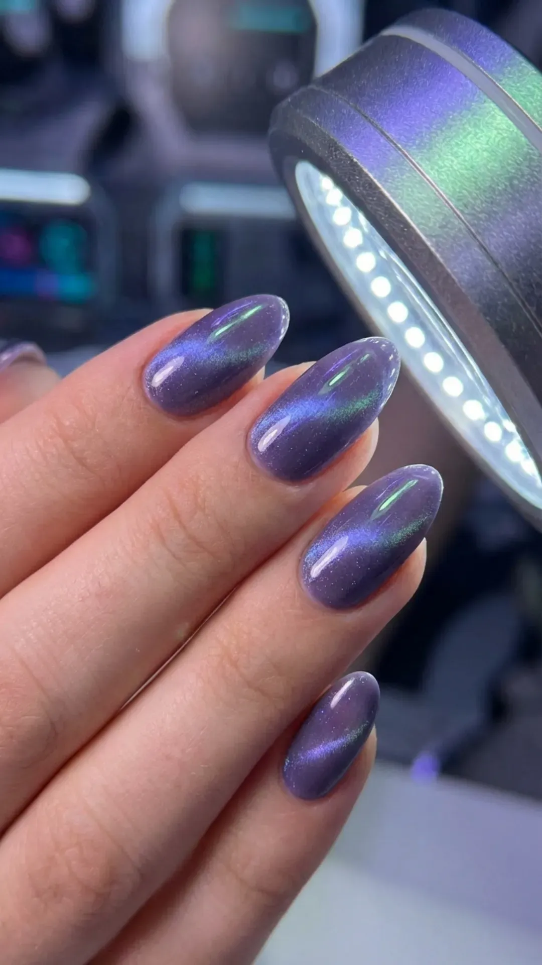 Glowing digital lavender magnetic cat eye gel nails VANSWEG.COM