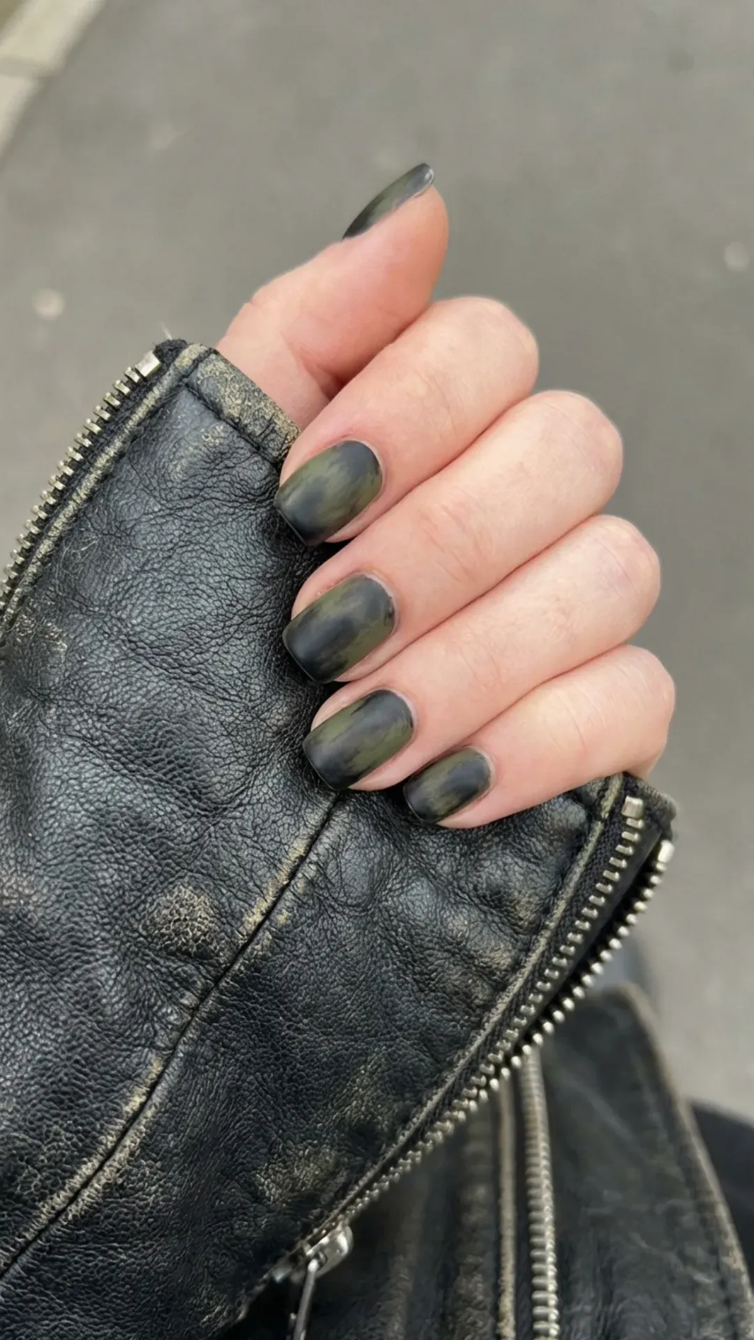 Edgy smudged black and olive green grunge nail art VANSWEG.COM