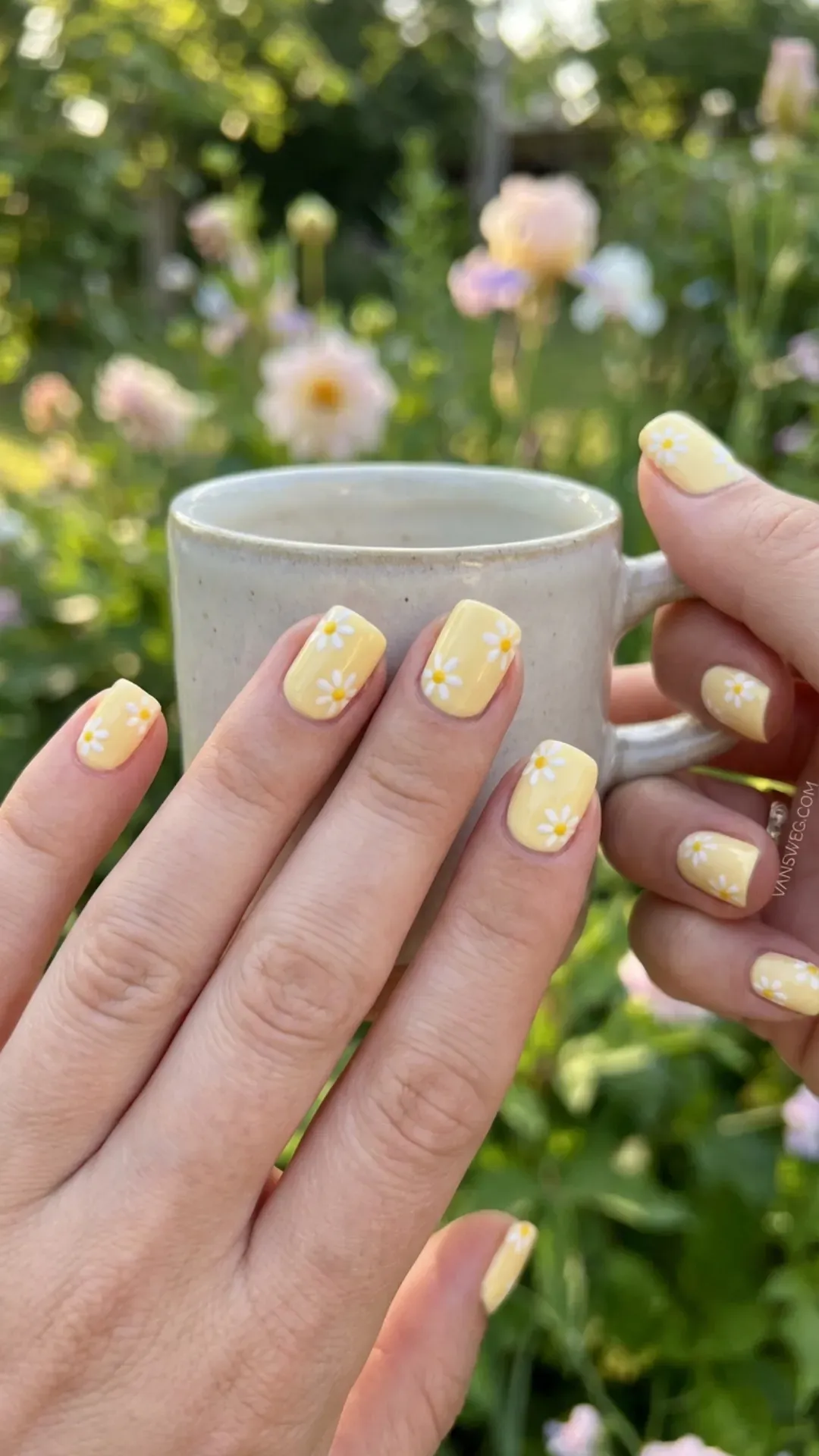 Delicate butter yellow floral daisy nail art VANSWEG.COM