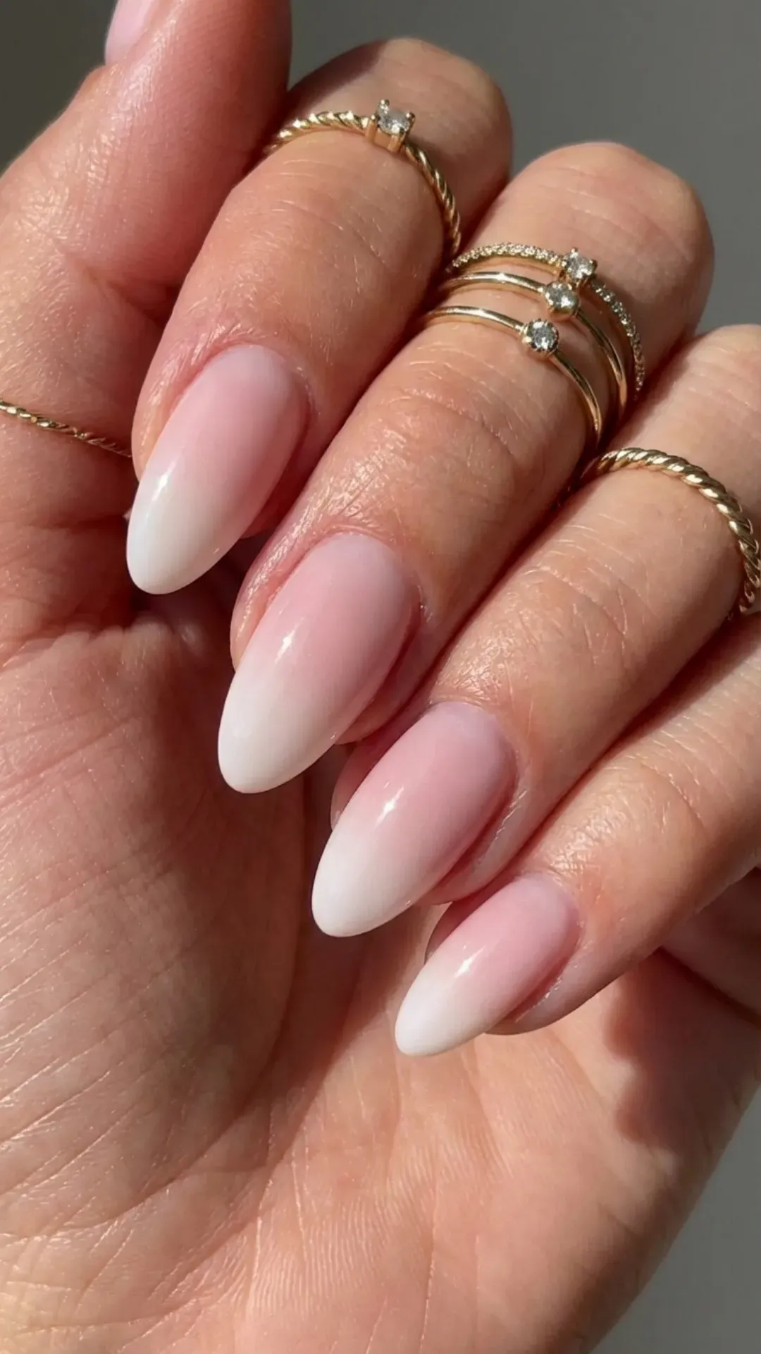 seamless pink to white gradient baby boomer nails by VANSWEG.COM