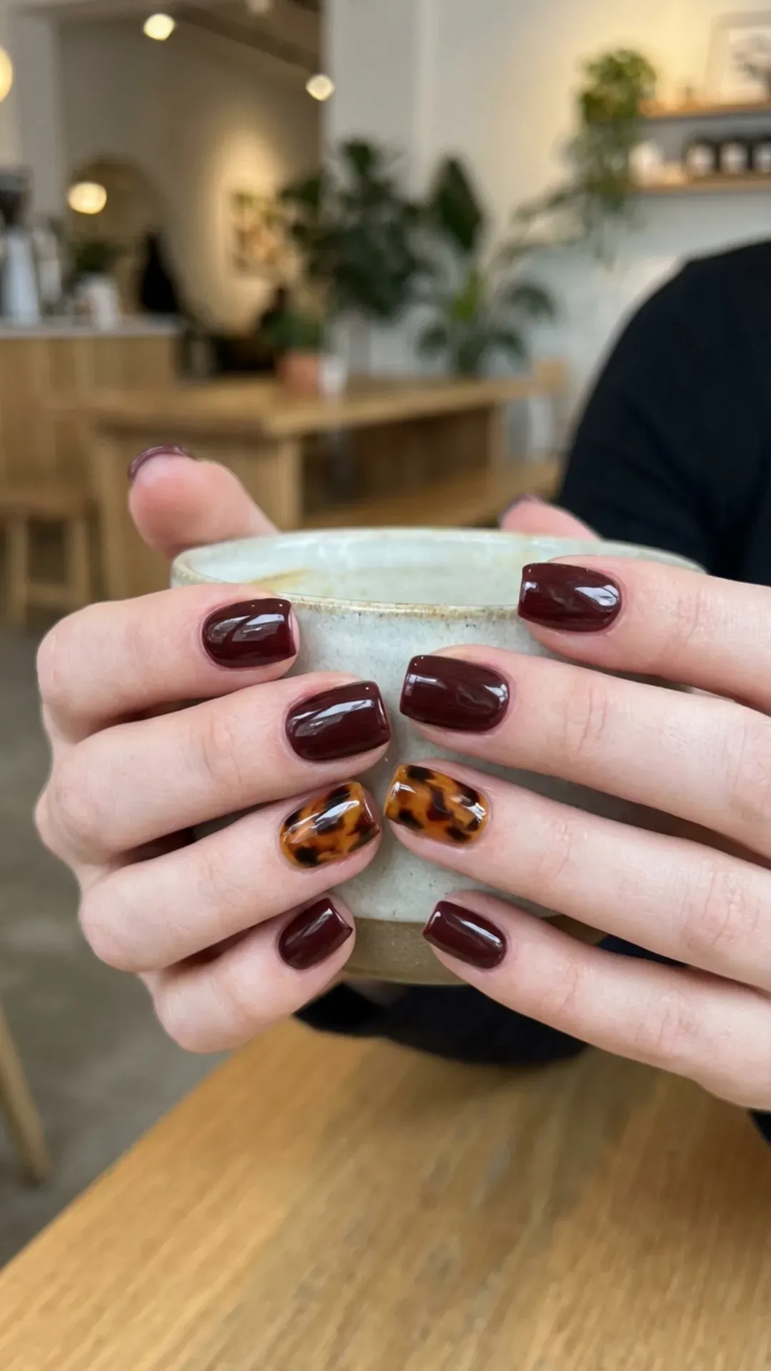 Cherry Mocha and Tortoiseshell - Manicure mixing solid cherry mocha and tortoiseshell art VANSWEG.COM