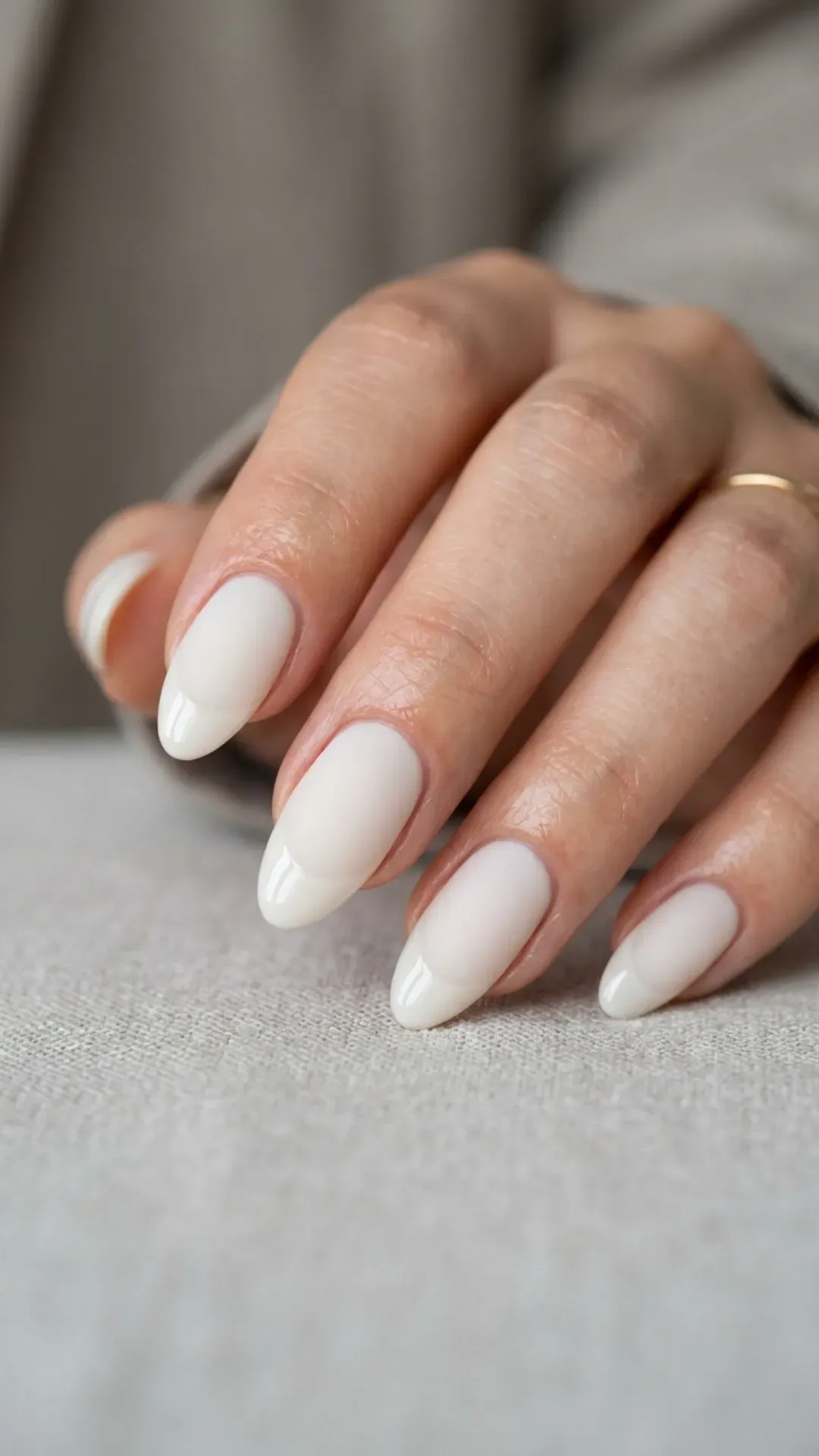 tonal manicure matte cloud dancer base with glossy french tips by VANSWEG.COM