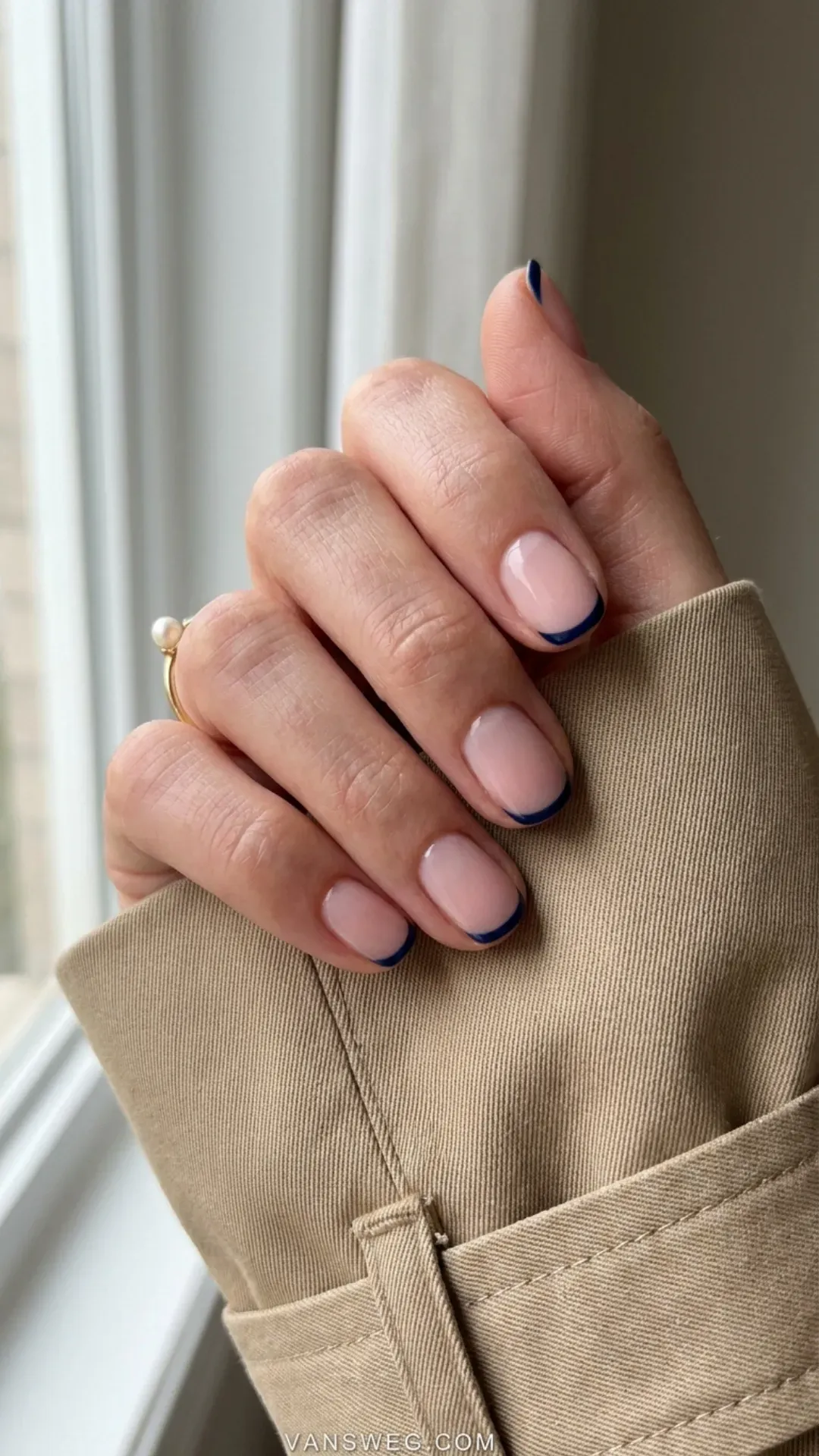 professional deep navy blue micro-french manicure by VANSWEG.COM