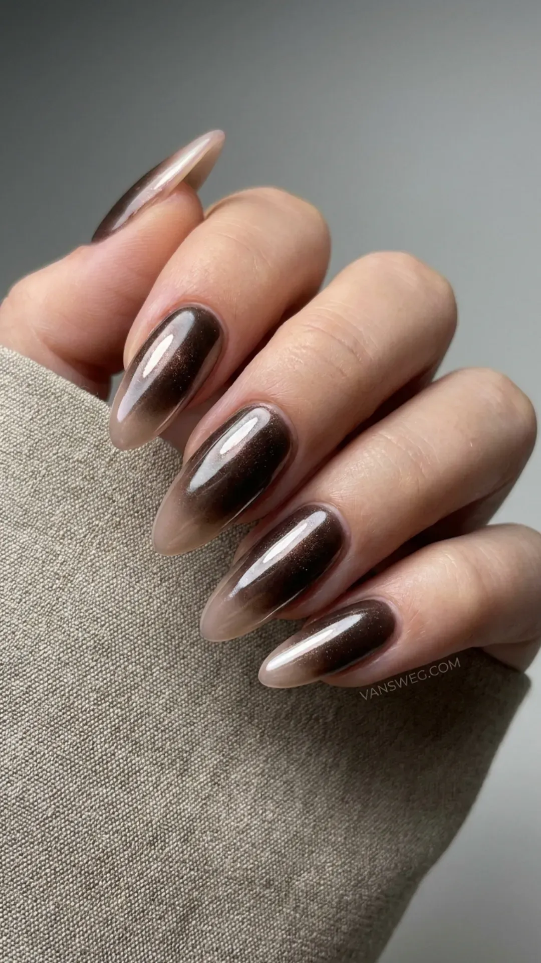 espresso glazed aura nails glowing brown center by VANSWEG.COM