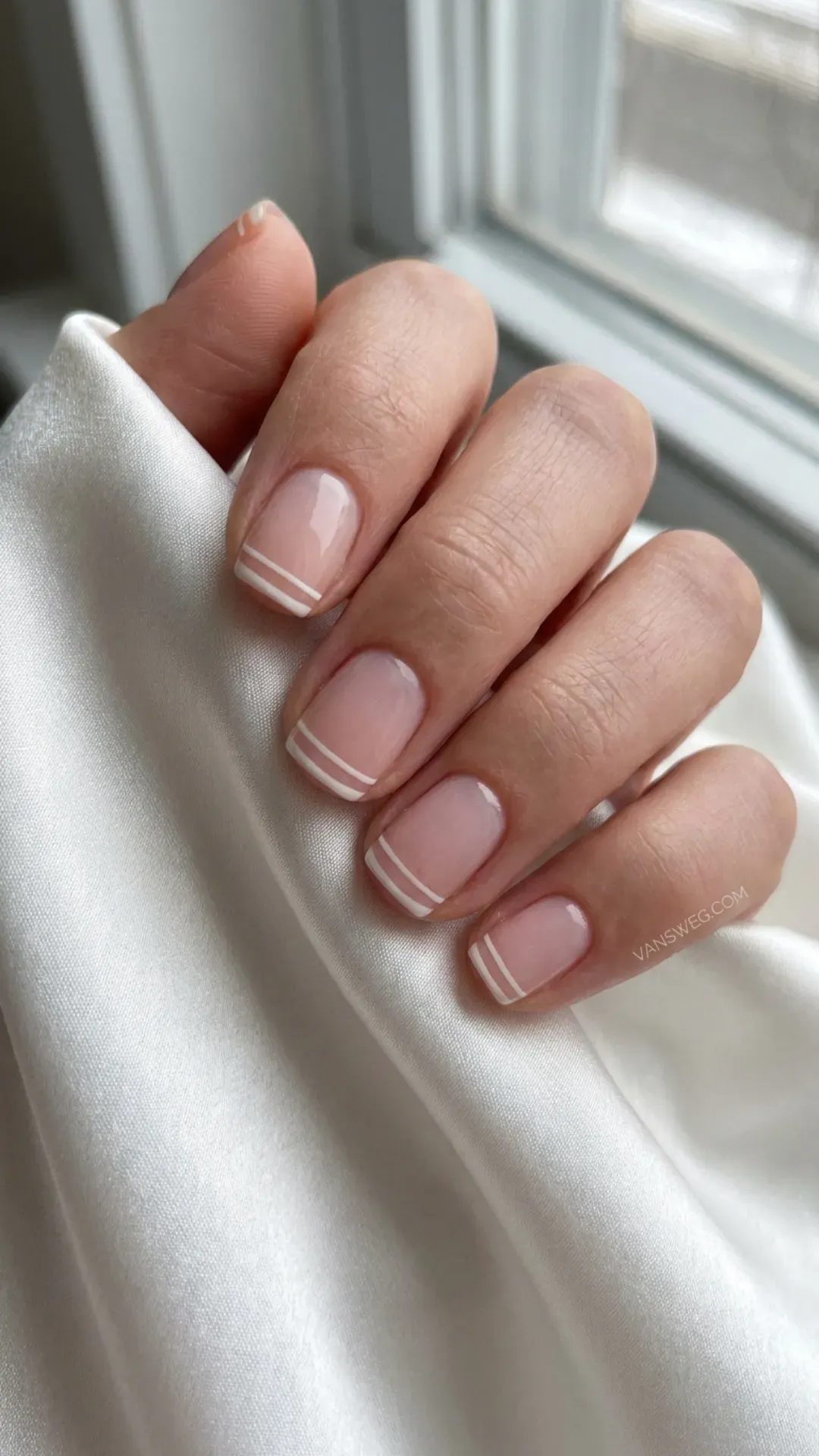 precise double micro-line french manicure minimalist nails by VANSWEG.COM