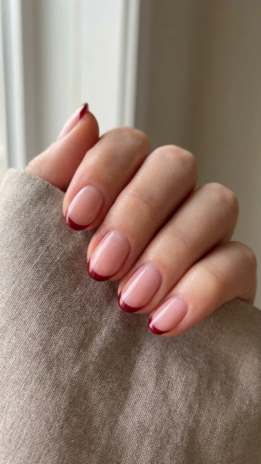  deep blackened red rouge noir micro-french manicure by VANSWEG.COM