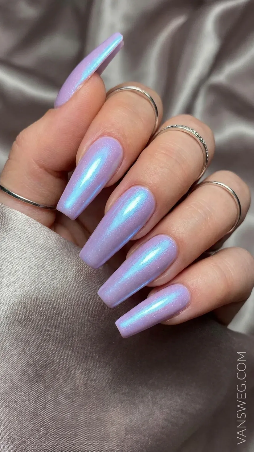 long dramatic coffin nails with pastel lilac opalescent blue shift chrome by VANSWEG.COM