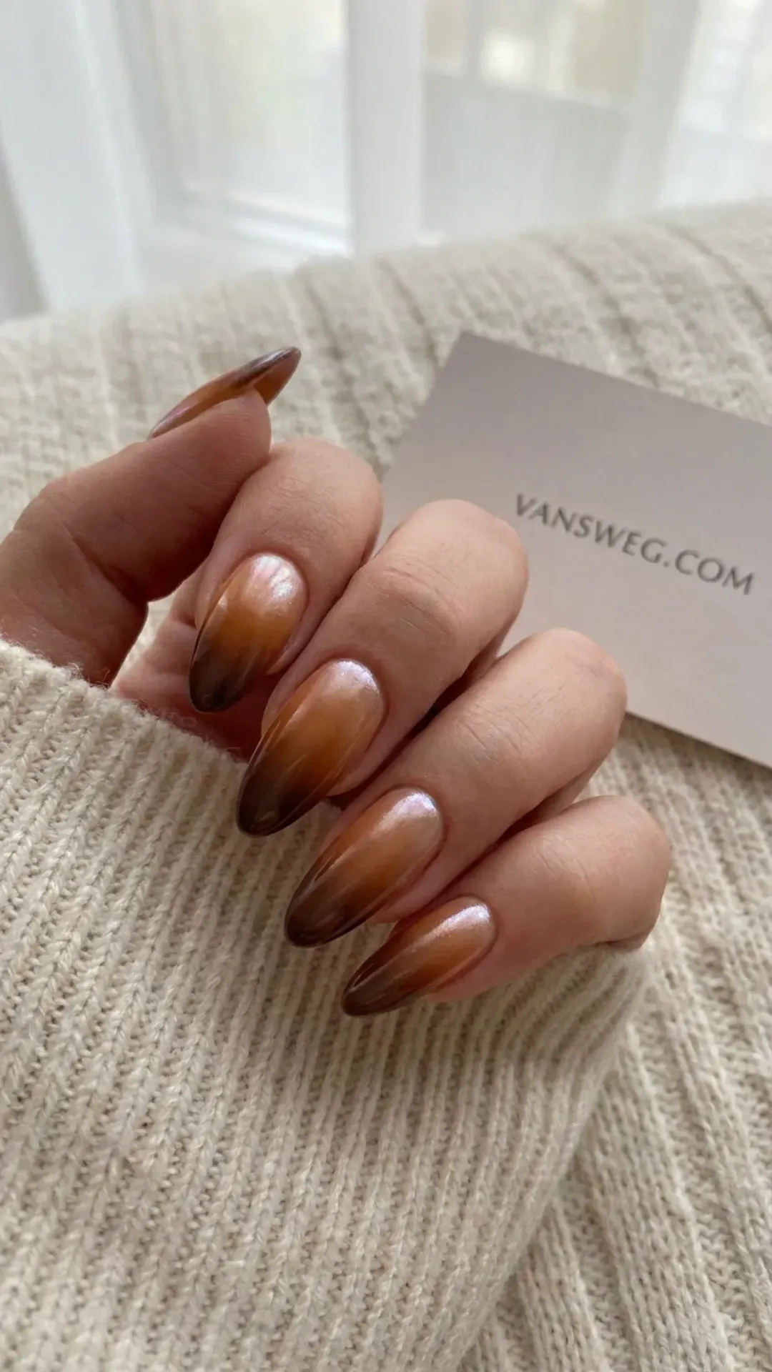  caramel and espresso gradient glazed nails ombre manicure by VANSWEG.COM
