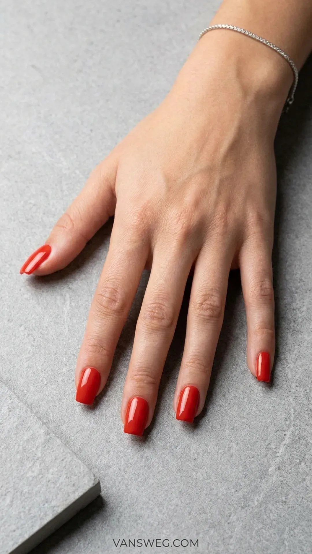 bold square shaped tomato red summer nails by VANSWEG.COM