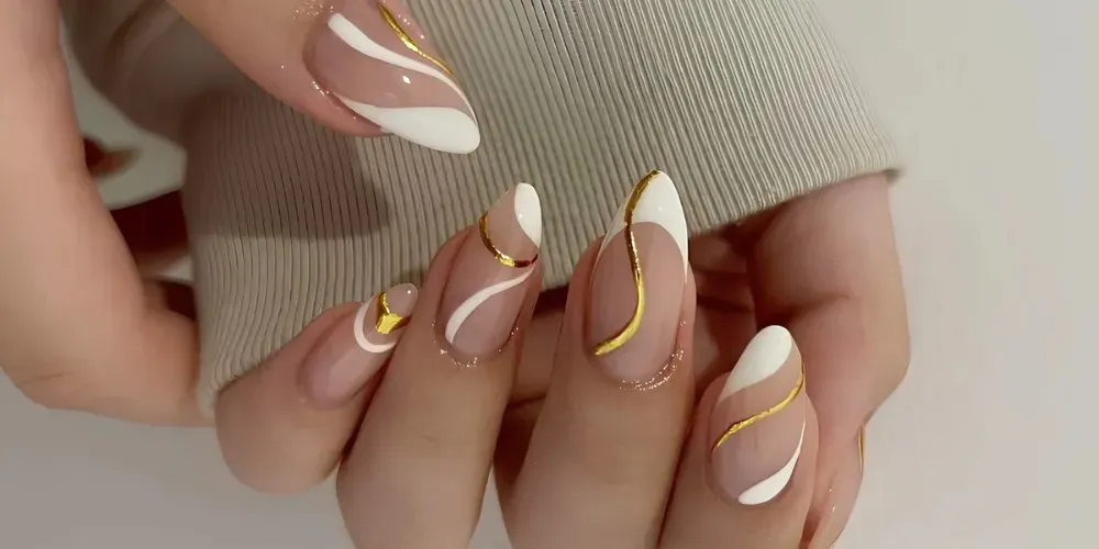 10 Gold Stripe Nail Design Ideas for a Luxe Look - Spring Nail Design