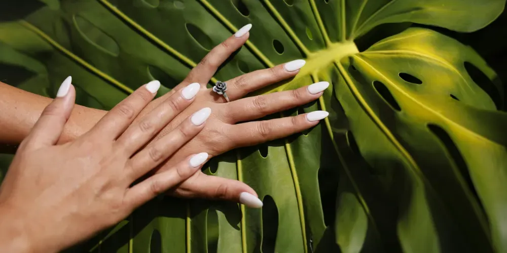 20 Tropical-Inspired Nail Designs for a Splashy Summer 2025 Look