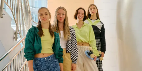 10 Modern and Trendy Clothing Ideas for 2025