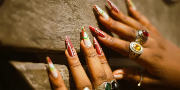 10 Wildly Stylish Western-Inspired Nail Designs Taking Over 2025