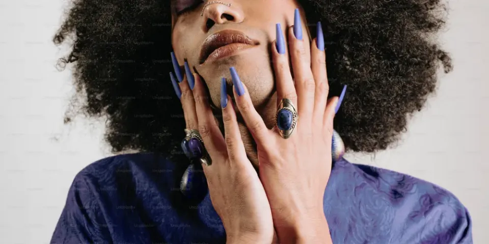 10 Stunning Blue and Silver Nail Designs for a Classy 2025 Look